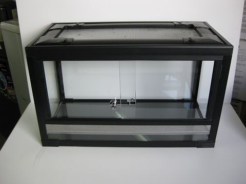 オリジナルケージ 入荷しました : 爬虫類倶楽部ファームブログ
