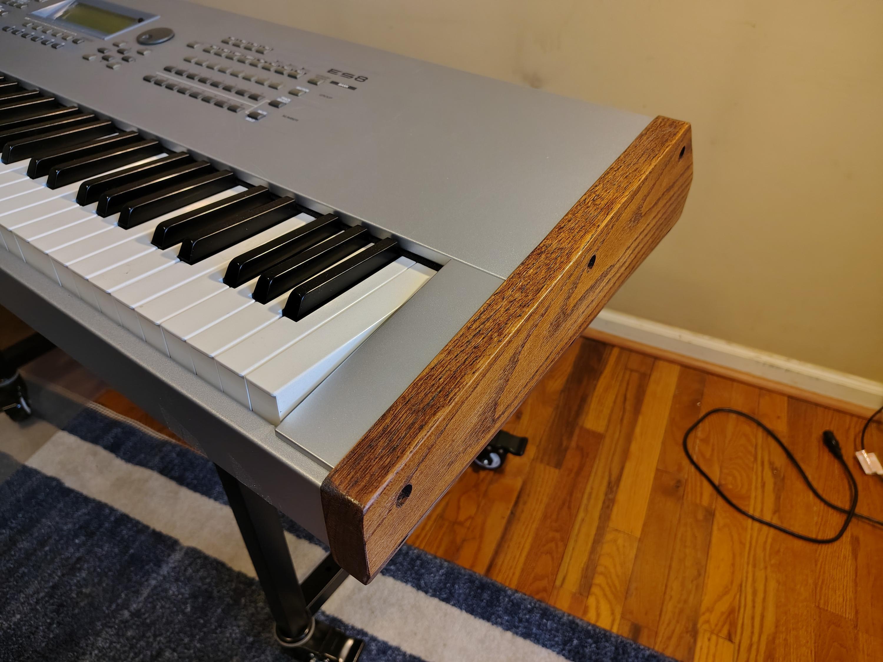 Used Yamaha Motif 8 / ES8 Custom - Sweetwater's Gear Exchange