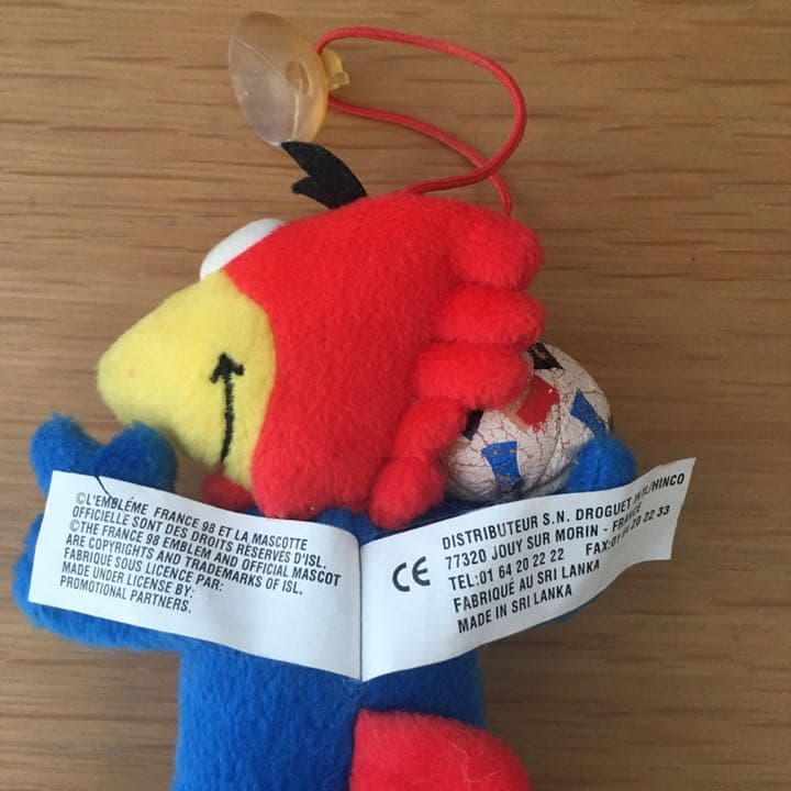 サッカーワールドカップ1998 フランス大会のマスコットぬいぐるみ