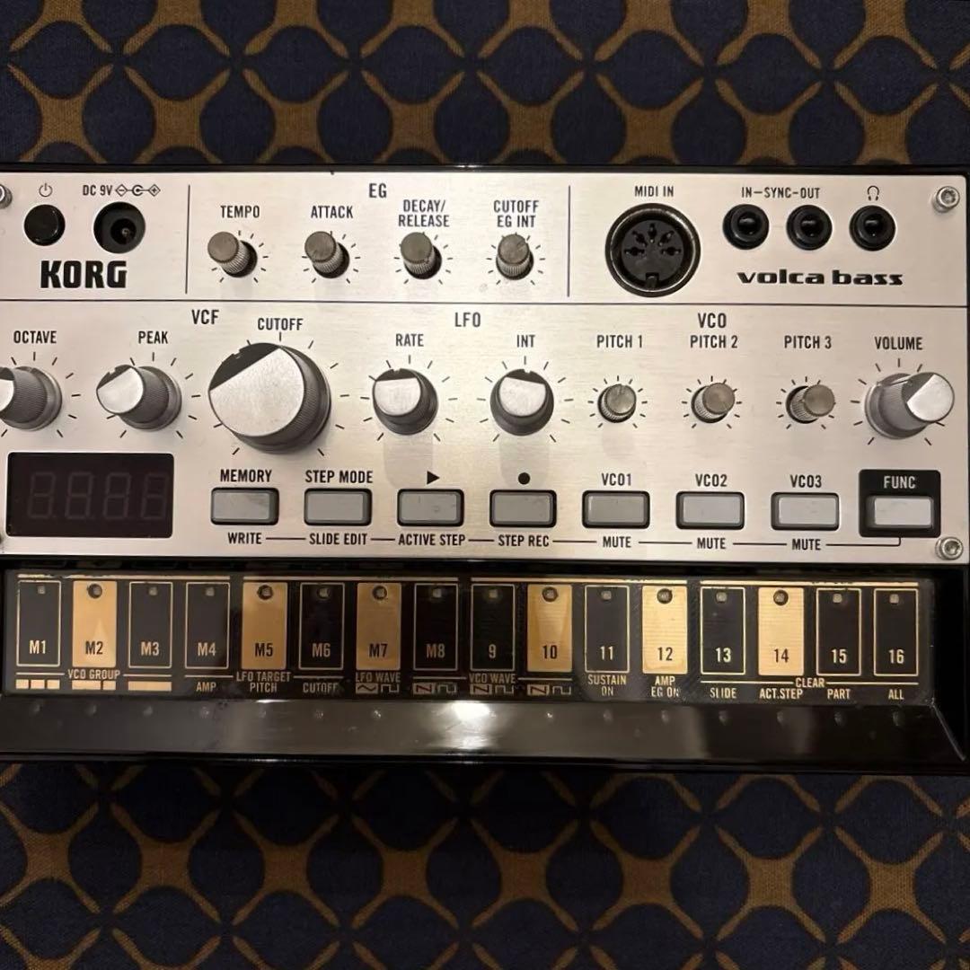 KORG volca bass アナログシンセサイザー 895762e708445fe060e92b463d74c1