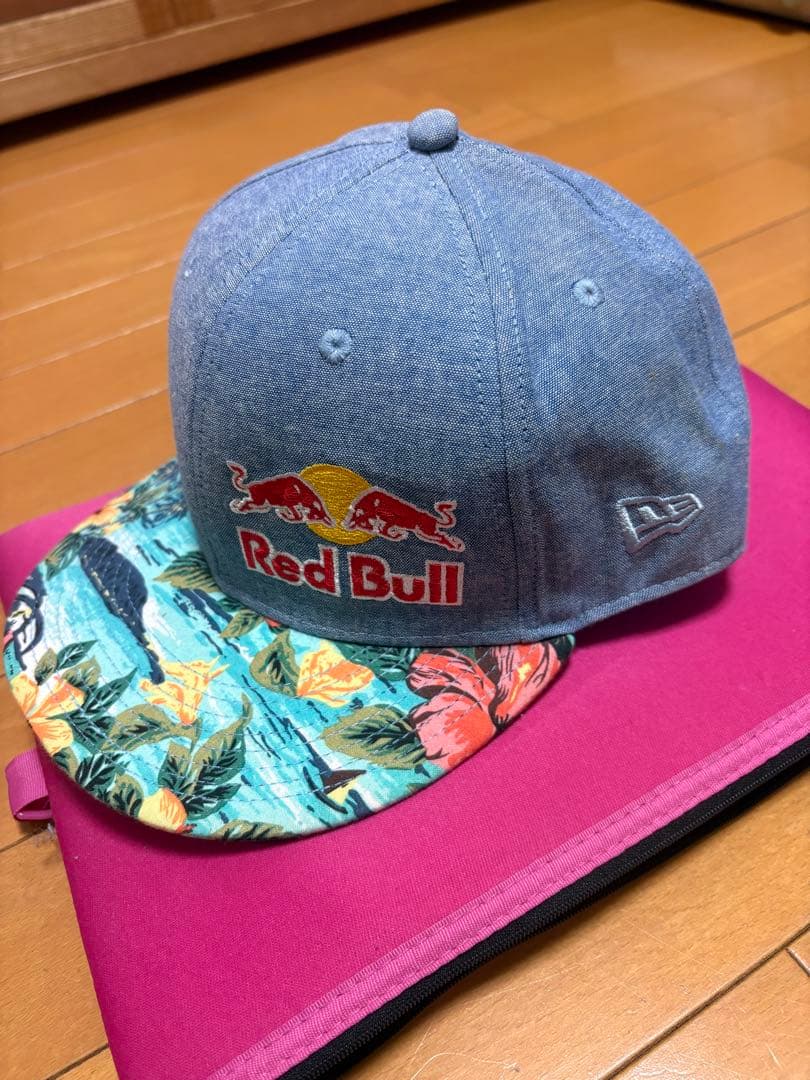 Red Bull ニューエラ アロハ　9FIFTY キャップ デニム風 Red Bull ニューエラ アロハ 9FIFTY キャップ デニム風 Red Bull