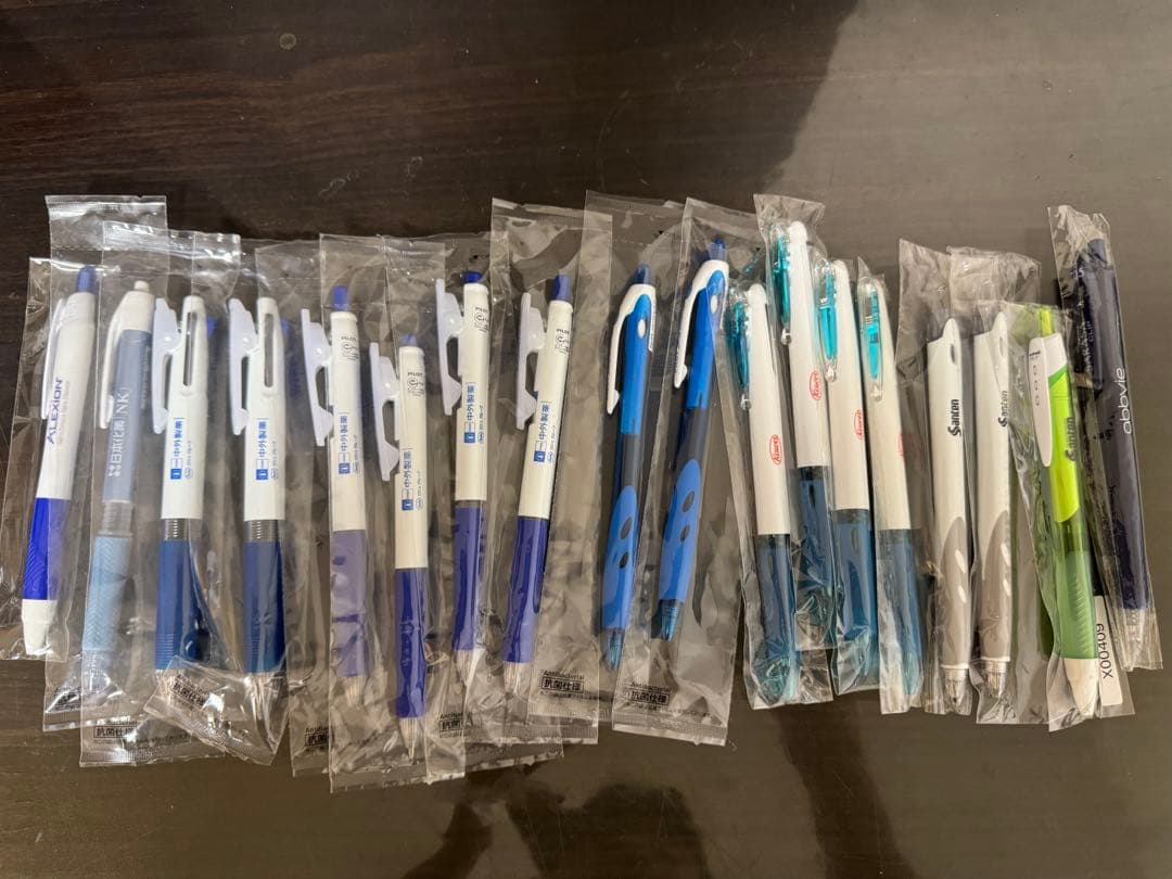 製薬企業 ボールペン 18本