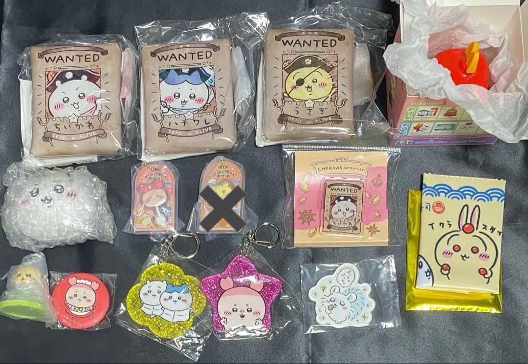 グッズまとめ売り　ちいかわ　ハチワレ　うさぎ　ボンボンドロップシール　等