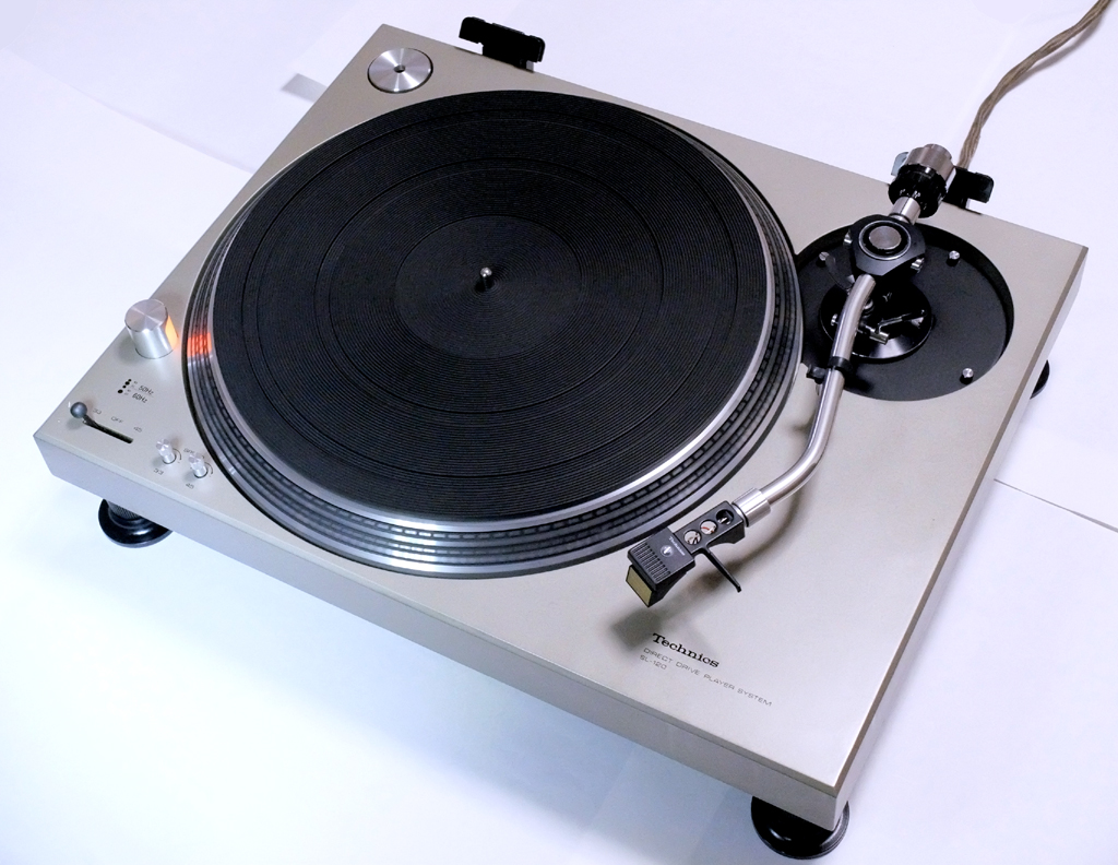 Technics SL-1200MK5 ターンテーブル レコード Technics SL1200 MK5