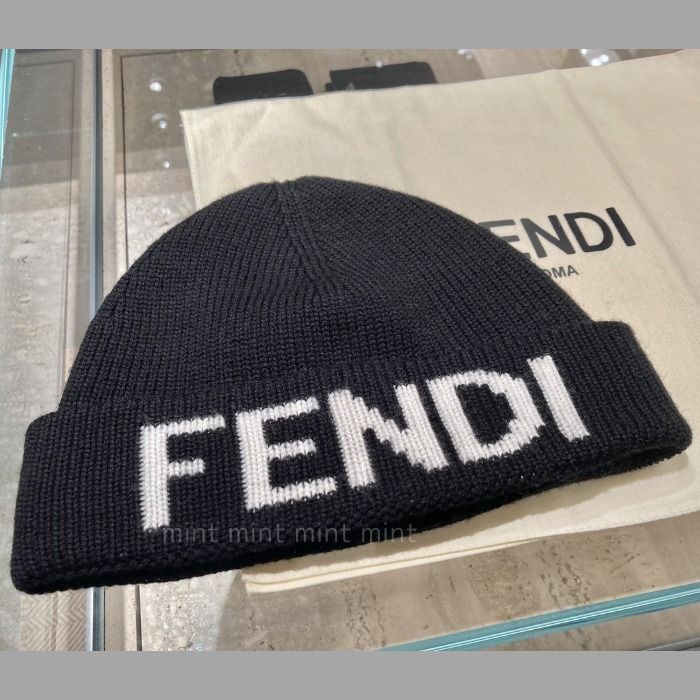 フェンディニット帽子 FENDI